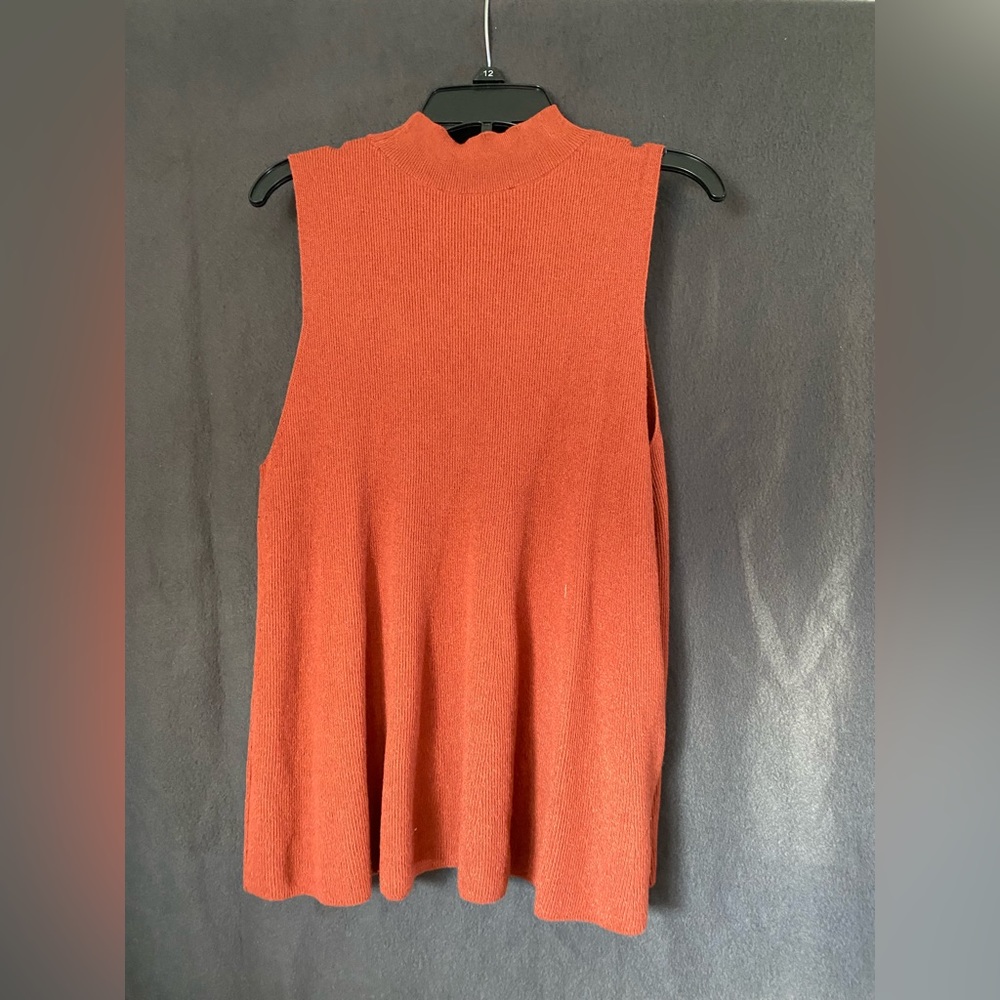 Sleeveless top